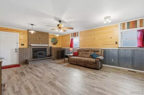 Living - 2788 Highway Ff, Eureka, MO 63025 photo 1 of 3