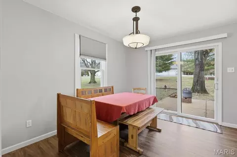 Dining - 2788 Highway Ff, Eureka, MO 63025 photo 1 of 3