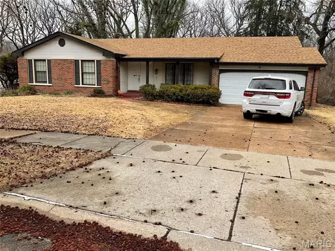 Undisclosed, Florissant, MO 63033