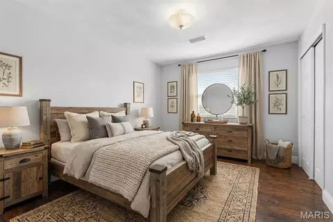 Bedroom - 621 E Wesley Dr, O'fallon, IL 62269 photo 4 of 4