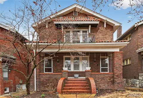 4958 Tholozan Ave, Saint Louis, MO 63109