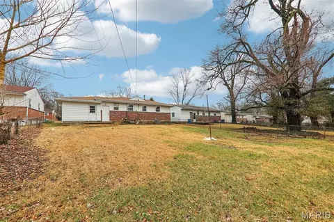 Exterior - 6621 Dunwold Dr, Berkeley, MO 63134 photo 3 of 3