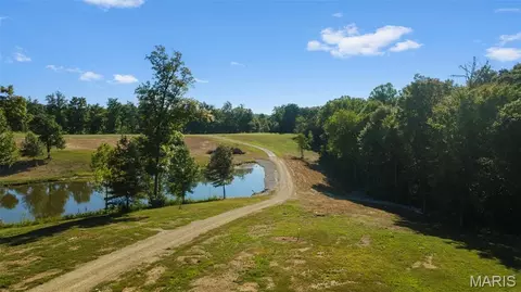 211 Wagon Wheel Dr, Jackson, MO 63755 photo 2