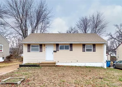 419 Cameron Rd, Riverview, MO 63137