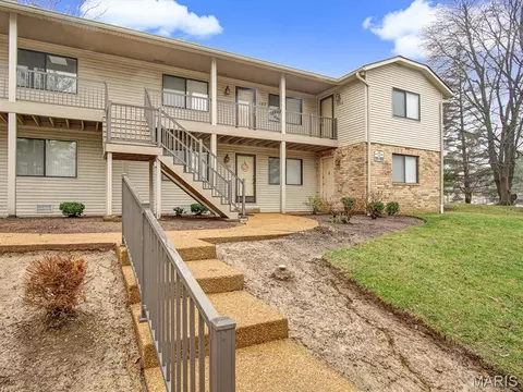 Exterior - 164 Eagle Rdg, O'fallon, IL 62269 photo 4 of 4