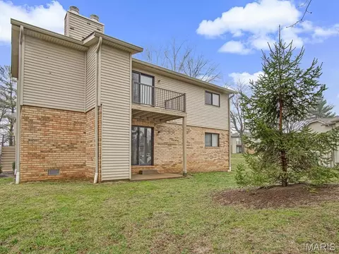 Exterior - 164 Eagle Rdg, O'fallon, IL 62269 photo 2 of 4