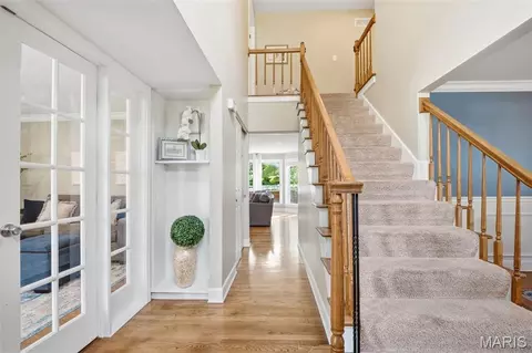 Entry Way - 8 Windfall Ridge Ct, Chesterfield, MO 63005 photo 1 of 2