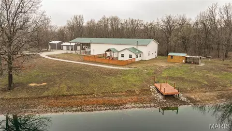 285 Schwinn Ln, Bunker Hill, IL 62014