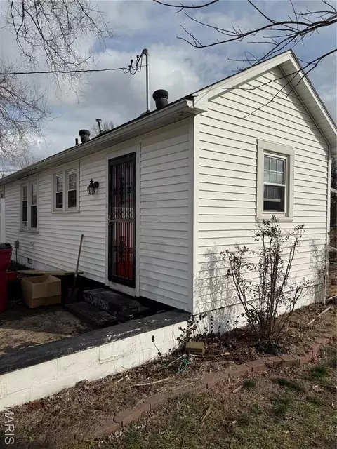 448 Crowe St, Sikeston, MO 63801