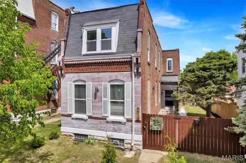 2913 Gasconade St, Saint Louis, MO 63118