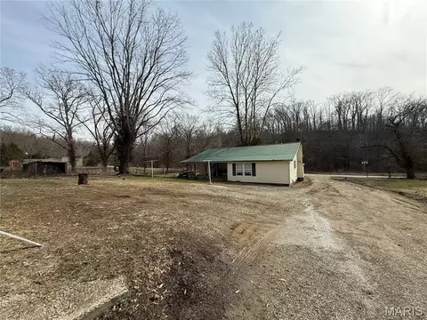 Exterior - 2456 2462 Madison 504, Fredericktown, MO 63645 photo 4 of 8