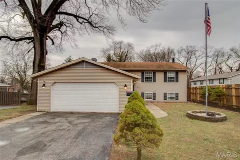 2717 Judson Ave, Alton, IL 62002
