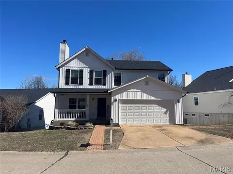 1518 Glenn Brooke Woods Cir, Ballwin, MO 63021