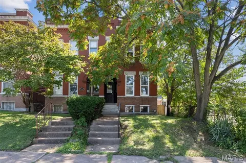 2336 Russell Blvd, Saint Louis, MO 63104