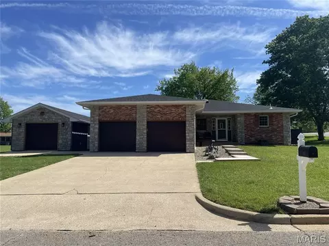 707 Thomas Ave, Salem, MO 65560