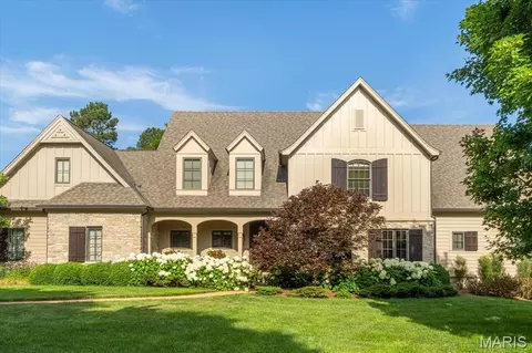 9 Lemp Rd, Kirkwood, MO 63122