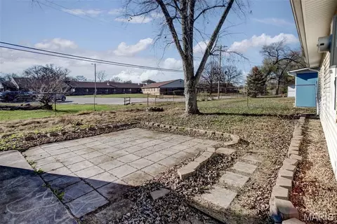 Exterior - 1124 Saint Michael Dr, Cahokia, IL 62206 photo 6 of 6