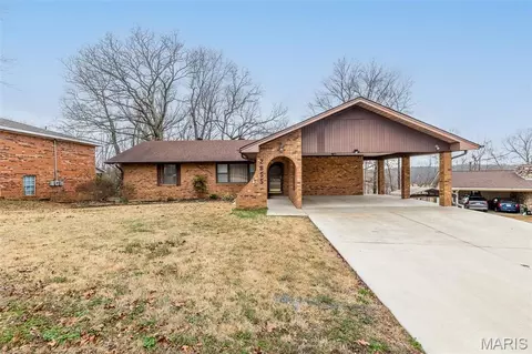 2855 Lakeside Dr, Poplar Bluff, MO 63901