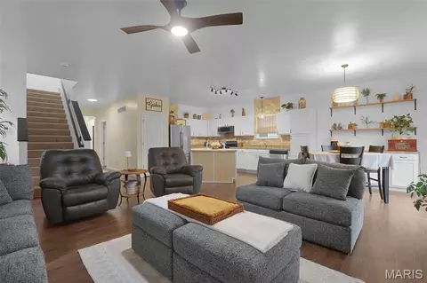 541 Wilmer Hollow Ln, Wentzville, MO 63385