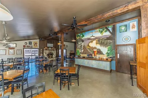 Dining - 3166 Highway B, Berger, MO 63014 photo 3 of 9