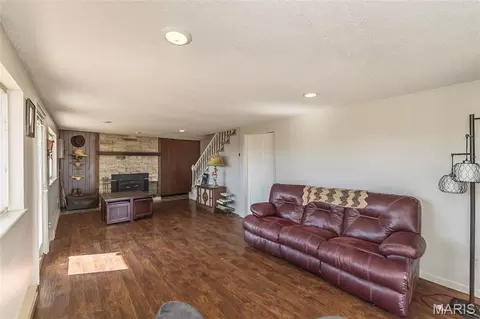 Living - 3166 Highway B, Berger, MO 63014 photo 3 of 4