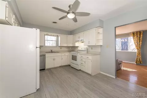 Kitchen - 3166 Highway B, Berger, MO 63014 photo 5 of 5