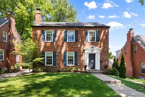 8009 Teasdale Ave, University City, MO 63130