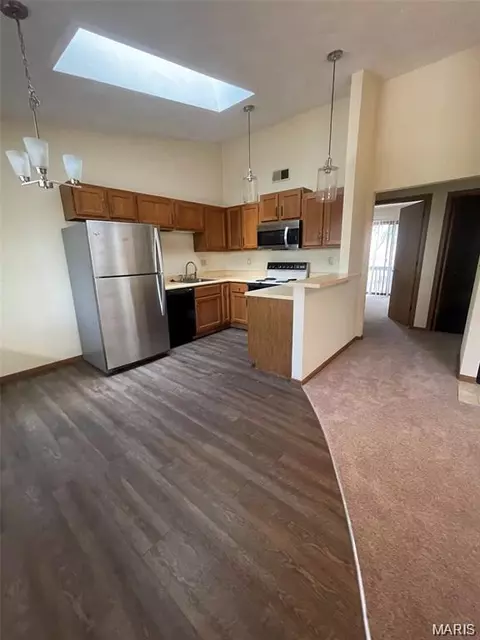 Kitchen - 161-306 Eagle Rdg, O'fallon, IL 62269 photo 1 of 4