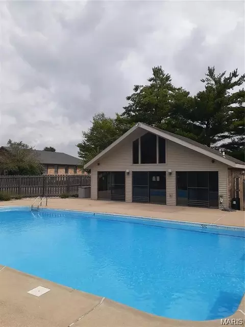 Exterior - 161-306 Eagle Rdg, O'fallon, IL 62269 photo 2 of 4