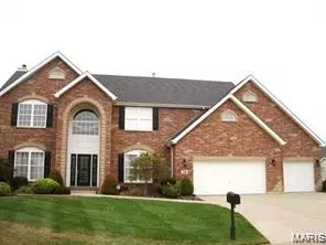 28 Serapis Ct, Saint Charles, MO 63303