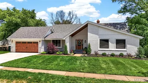 16365 Peppermill Dr, Wildwood, MO 63005