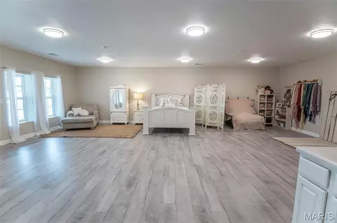 Bedroom - 9081 W 9085 W Red Oak Rd, Rosebud, MO 63091 photo 5 of 7