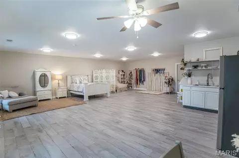Bedroom - 9081 W 9085 W Red Oak Rd, Rosebud, MO 63091 photo 4 of 7