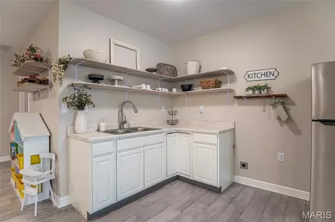Kitchen - 9081 W 9085 W Red Oak Rd, Rosebud, MO 63091 photo 3 of 3