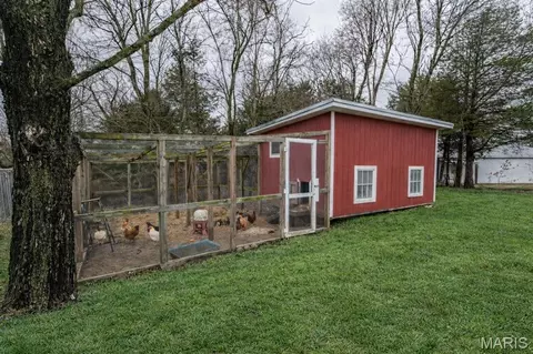 Exterior - 9081 W 9085 W Red Oak Rd, Rosebud, MO 63091 photo 8 of 8