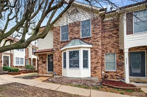 2529 Grayford Walk, Saint Louis, MO 63129