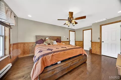 Bedroom - 1428 E 6th St, Washington, MO 63090 photo 1 of 9