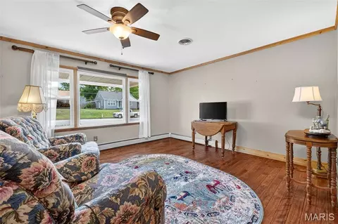 Living - 1428 E 6th St, Washington, MO 63090 photo 1 of 1