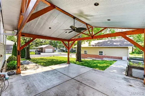 Exterior - 1428 E 6th St, Washington, MO 63090 photo 6 of 10