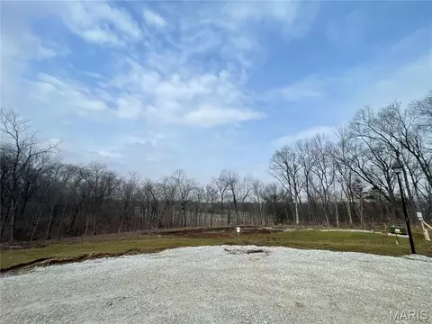 149 Sugar Maple Dr, Troy, MO 63379