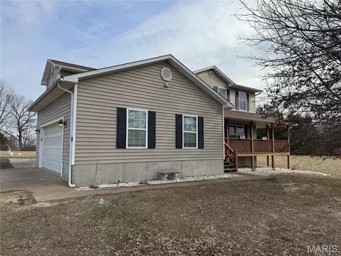 6880 Hillsboro Rd, Bonne Terre, MO 63628