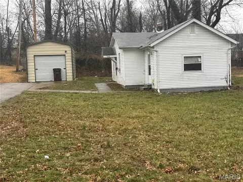 5460 Wilborn Dr, Jennings, MO 63136