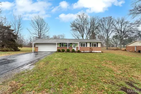 23 Covert Ln, Ellisville, MO 63021