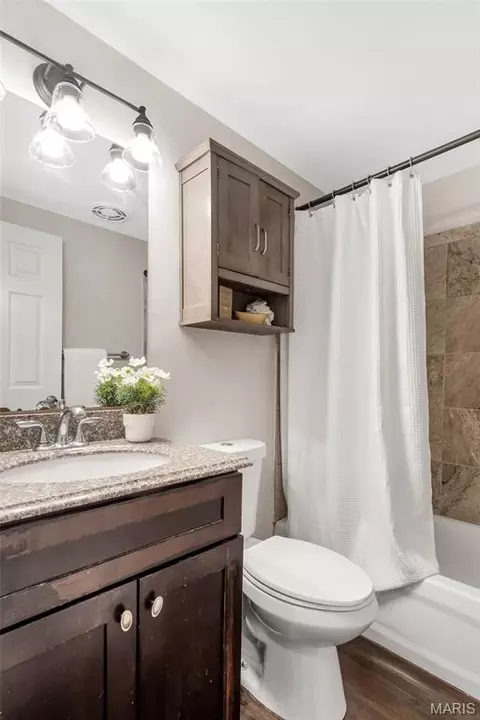 Bath - 23 Covert Ln, Ellisville, MO 63021 photo 2 of 4