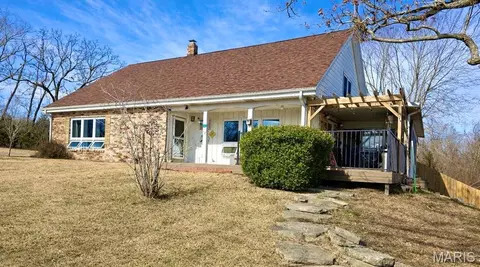 411 Craig Ln, Raymondville, MO 65555