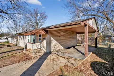 10108 Jett Dr, Dellwood, MO 63136