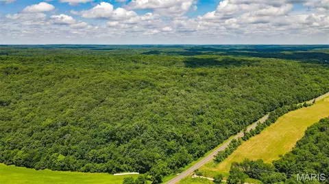 46 53ac Tbd Highway J, Versailles, MO 65084