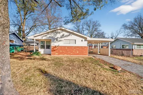 9710 Lanier Dr, Moline Acres, MO 63136