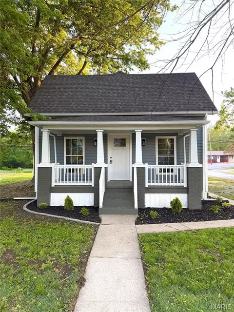 402 W Pine St, Percy, IL 62272