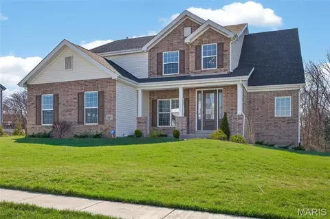 969 Tara Ct, Chesterfield, MO 63005